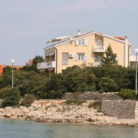 Mandre 6386b Apartament