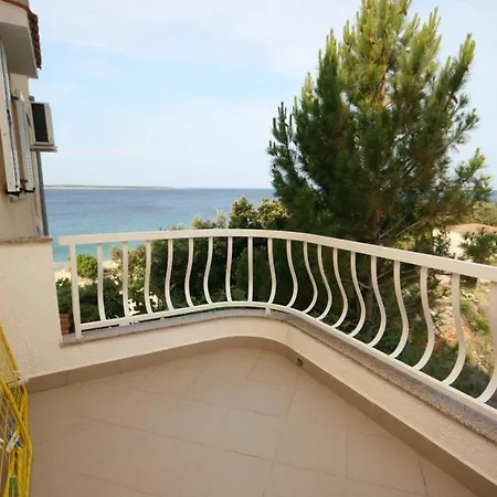 Mandre 6386b Apartament Pag Town
